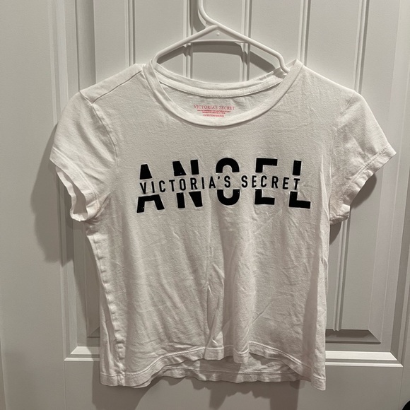 Brandy Melville Tops - Victoria’s Secret angels tee y2k